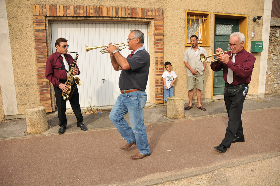 Maison de Quartier Champs Elysees Evry - Repas de Quartier en Musique 063.jpg